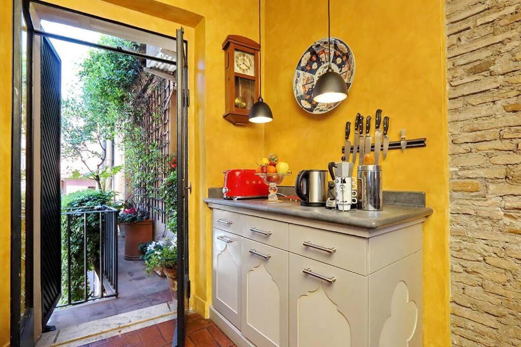 רומא Spectacular Luxury Flat In Trastevere מראה חיצוני תמונה