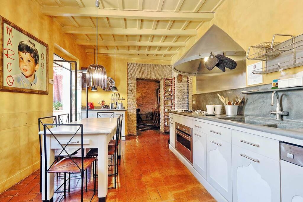 רומא Spectacular Luxury Flat In Trastevere מראה חיצוני תמונה